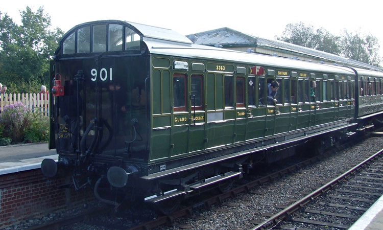 Birdcage Brake 3363 enters service after overhaul - Richard Salmon - 22 October 2011