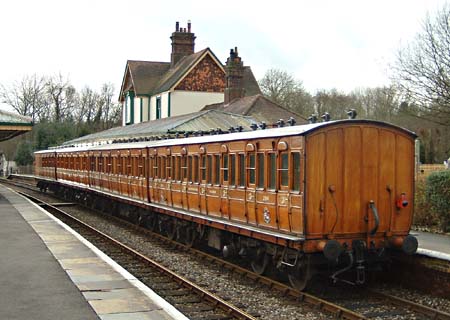 Four coach met set at Kingscote for the first time ever - 14 Dec 2006 - Richard Salmon