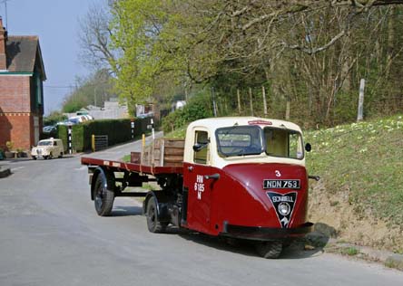 Scammell ready for the delivery run - 14 April 2007 - Derek Hayward