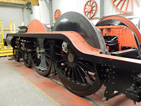 Chassis down on its wheels - Fred Bailey - 2 April 2015
