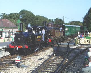 W11 and 473 at Haven Street, 21st August
