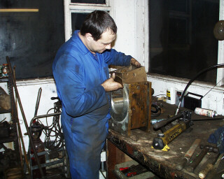 Kevin George preparing one of Fenchurch's Axleboxes