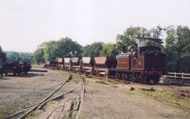 Birch Grove shunts the yard, 29/09/02