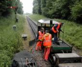 Unloading at
 Ketches Halt, 8th June 2003