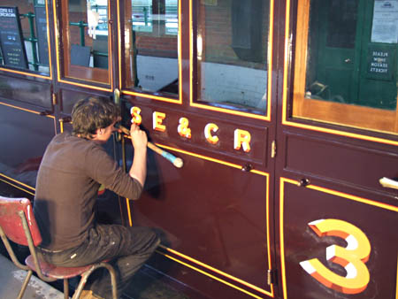 Stuart Fielder completing the lettering on 3360 - Richard Salmon - 25 May 2011