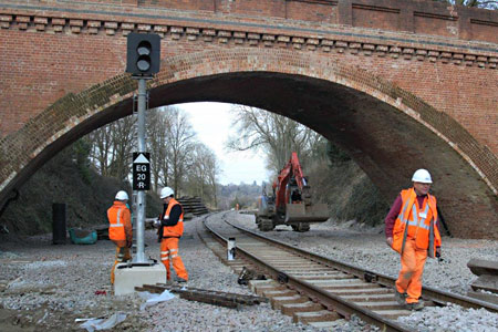 East Grinstead Distant signal installed - Jon Bowers - 2 March 2013