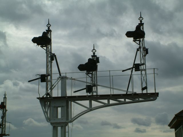 Signal Gantry Platforms 1_2