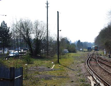 Looking south from East Grinstead station - April 2007 - Derek Hayward