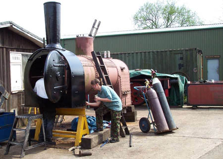 Painting the smokebox - 5 May 2008 - Trevor West