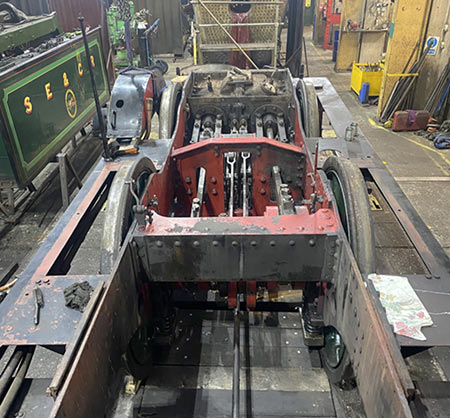 263's chassis with boiler removed - Tom James - 27 November 2022