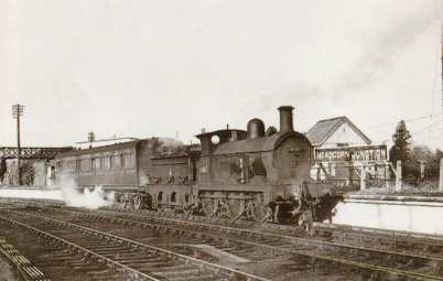 still down memory lane, at Headcorn, 1953 (13K)