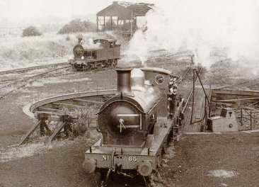 on the Ashford turntable (15K)