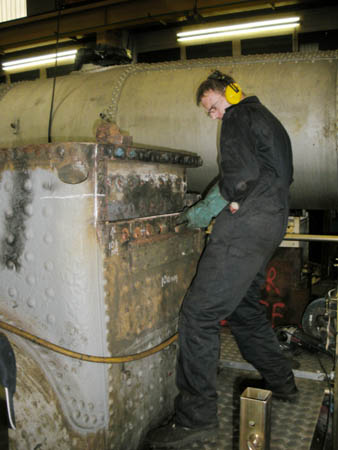 Boiler work on 178 - 13 July 2008 - Duncan Bourne