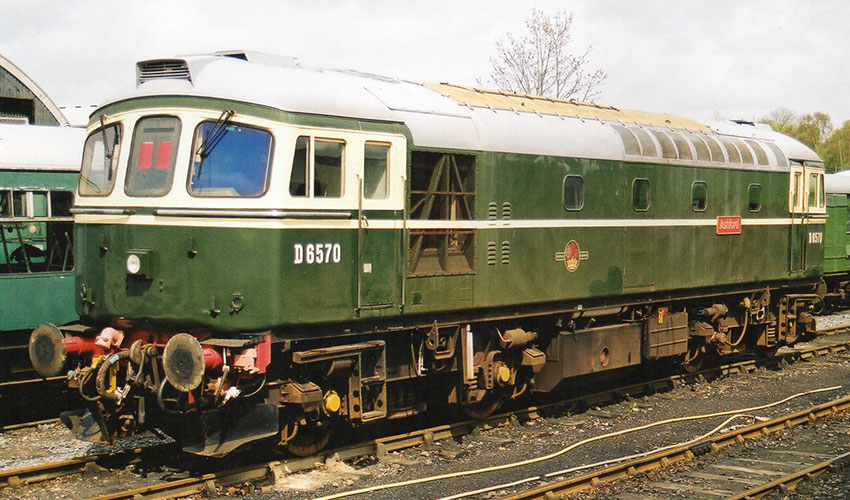 D6570 'Ashford' at Tenterden - Jonathan Horrocks - April 2000