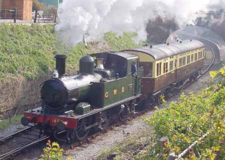 1450 at Llangollen with autocoach 178 - 20 Apr 2007 - David Hennessey