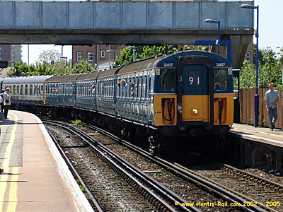 3417 at Poole - 18 June 2005 - Hentis Rail