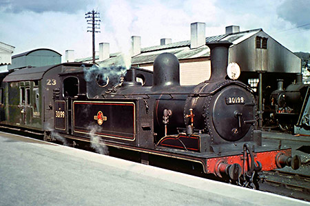 6575 behind Adams 02 30199 at Wadebridge
