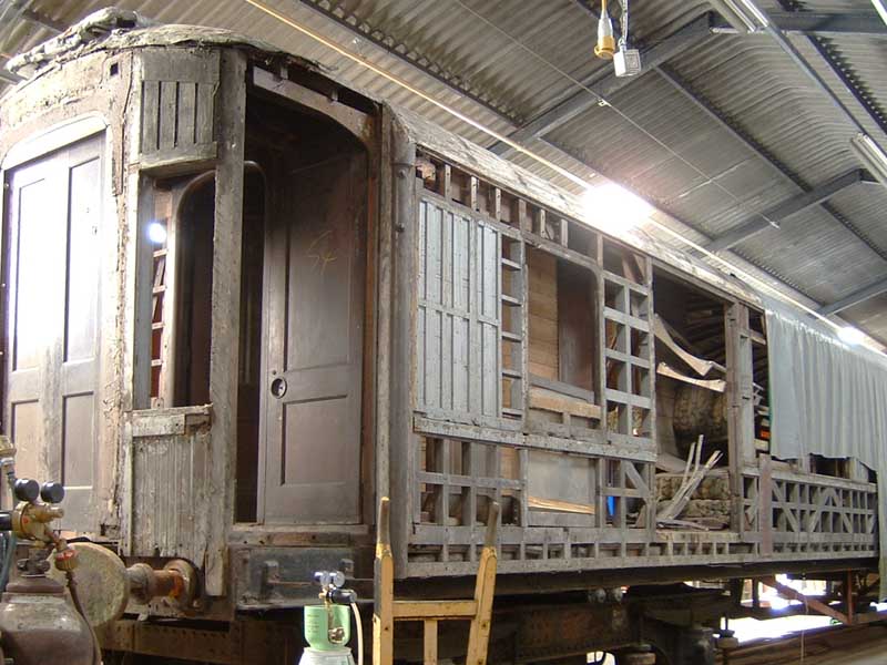 Pullman Car 54 briefly in the works - Richard Salmon - 12 July 2003