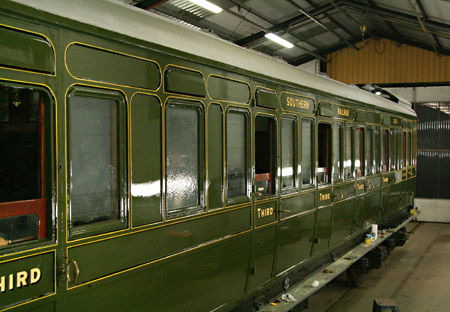 Birdcage brake 3363 almost ready to leave the paint shop - Dave Clarke - 29 August 2011