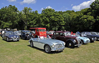 Cars at Horsted Keynes for the Vintage Weekend - Derek Hayward - 10 Aug 2013