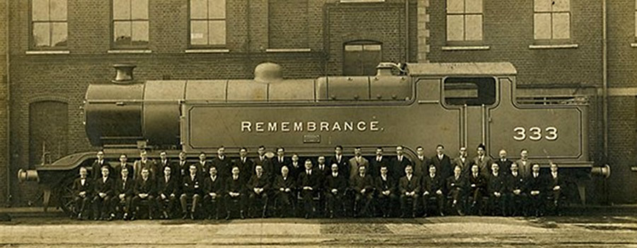 LBSCR L-class locomotive 333 'Remembrance'