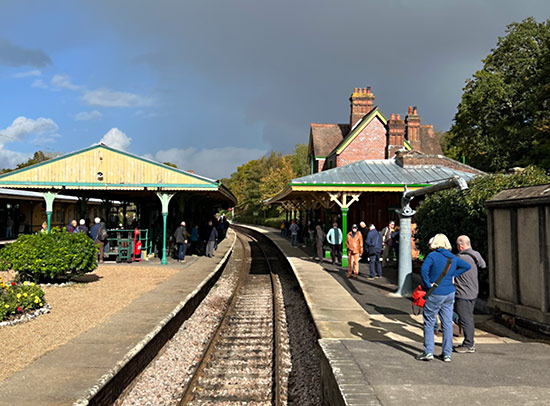 Horsted Keynes Platform 5 completed - Tom James - 14 October 2023