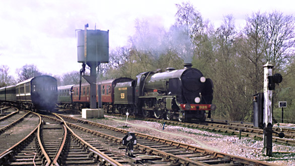 928 'Stowe' approaches Horsted Keynes in April 1990 - Richard Salmon