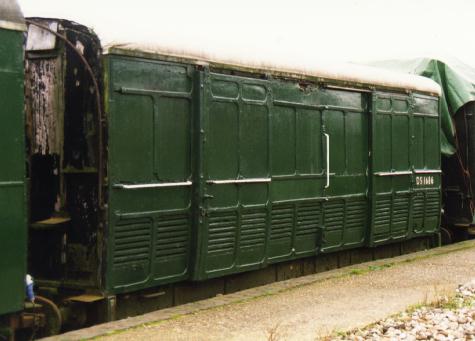 LSWR Ventilated Van 5498 - Richard Salmon