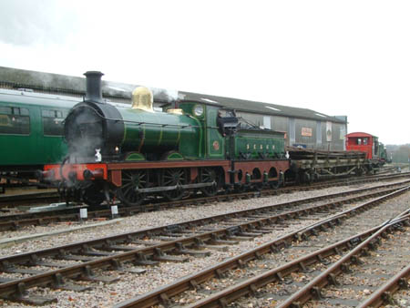 Engineering train at Horsted Keynes - 13 Nov 07 - David Chappell
