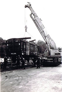 2276 being loaded for transfer to the Bluebell