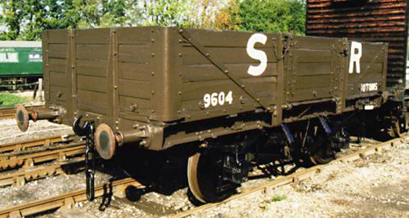 SR 5-plank goods wagon 9604- Richard Salmon